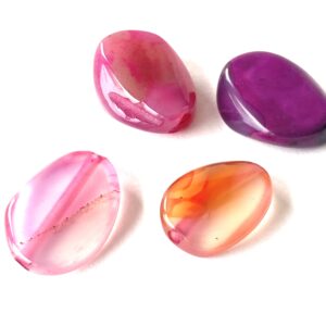 Half edelsteen kraal Opal magenta purple ovaal